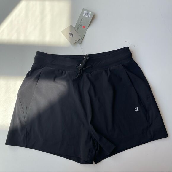 NWT Sweaty Betty Drawstrong Shorts Black 3.5 inch inseam size small - Picture 4 of 8